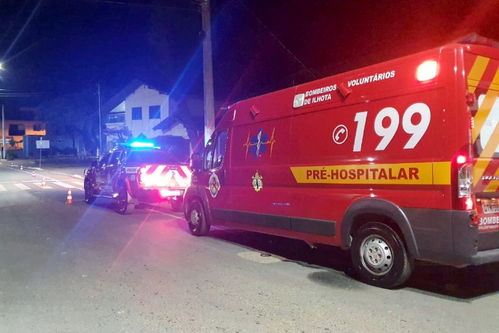 Colisão entre carro e bicicleta deixa adolescente ferido no Centro de Ilhota