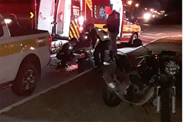 Queda de moto deixa homem ferido no bairro Poço Grande, em Gaspar
