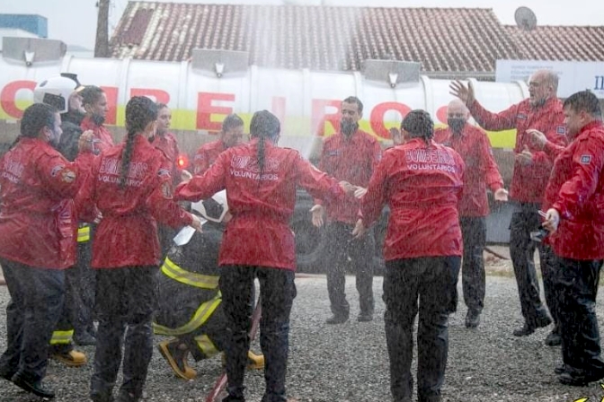 Mais 11 bombeiros voluntários se formam e passam a atuar em Ilhota