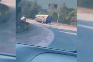 Ônibus que seguia para SC tomba com time de futsal