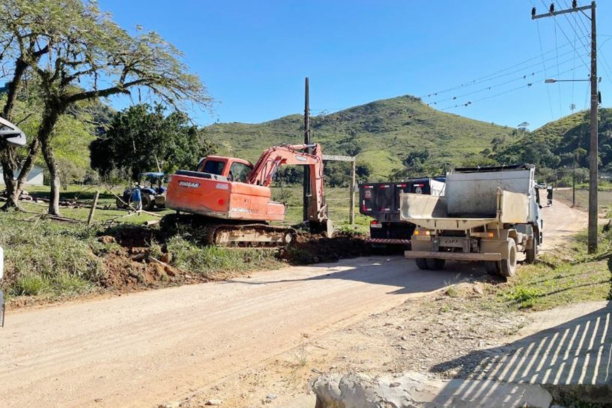 Ruas de Ilhota começam a ser preparadas para receber pavimentação