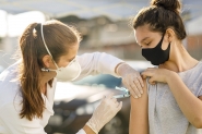 Adolescentes com 17 anos e menores com comorbidades começam a ser vacinados em Gaspar