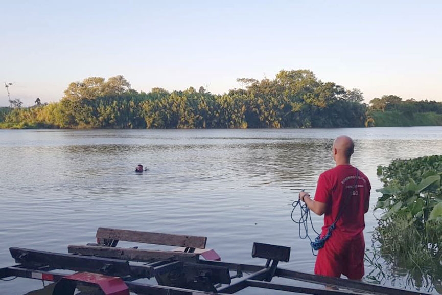 Adolescente se afoga e desaparece no rio Itajaí-Açu, em Ilhota