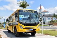 Ilhota recebe �nibus 0km da Secretaria de Estado da Educa��o