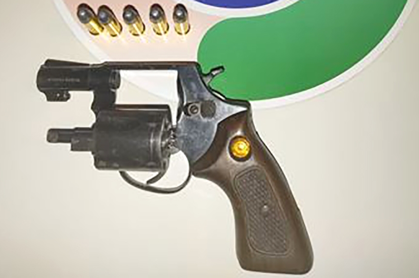 PM prende homem por ameaça e porte ilegal de arma de fogo em Ilhota