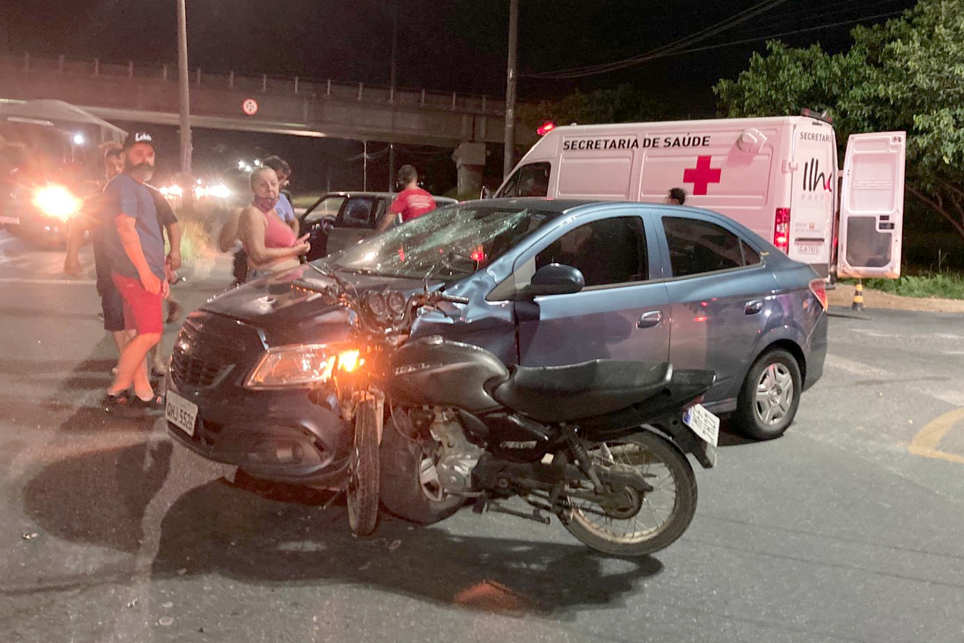 Motociclista fica gravemente ferido após acidente na Jorge Lacerda, em Ilhota