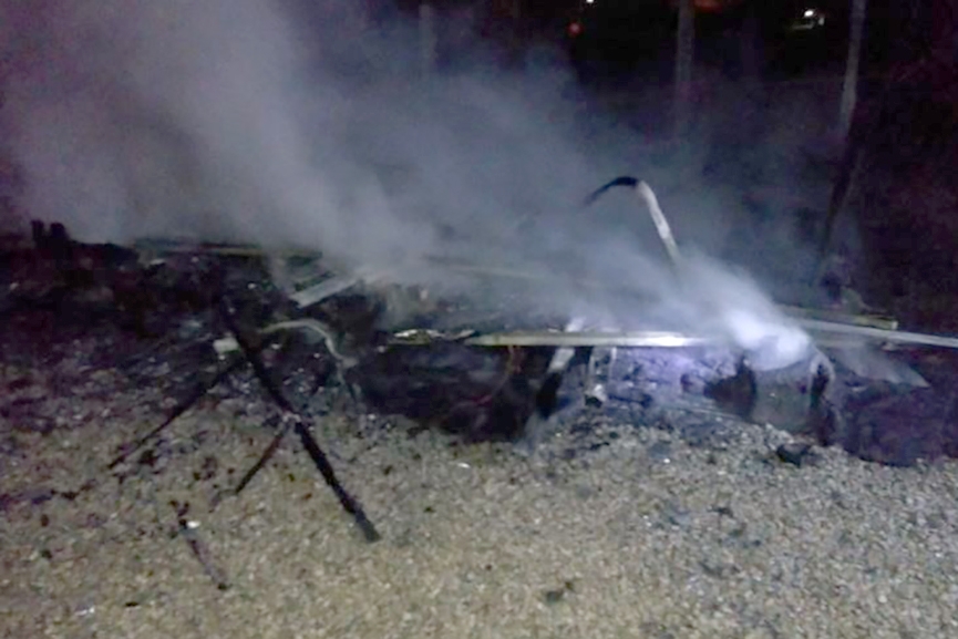Ofurô pega fogo e fica completamente destruído no Óleo Grande, em Gaspar