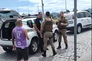 Servidor da prefeitura de Gaspar é conduzido à delegacia sob suspeita de dirigir embriagado