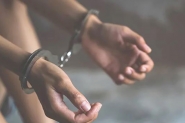 Mulher foragida da justiça por tráfico de drogas é presa em Gaspar