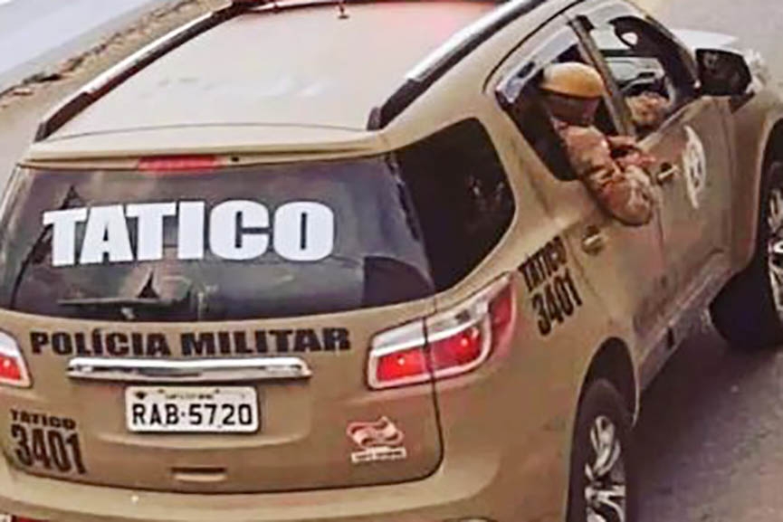 PM localiza galpão de desmanche de veículos após trocar tiros com bandidos em Ilhota