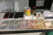 Suspeito de fazer delivery de drogas  preso em Gaspar