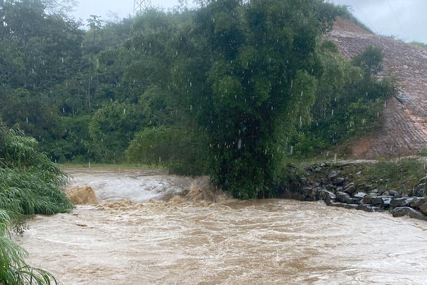 Solo encharcado ainda pode provocar deslizamentos de terra em Gaspar