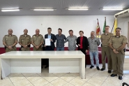 Assinado conv�nio com a PM para policiamento nas �reas p�blicas do Samae de Gaspar