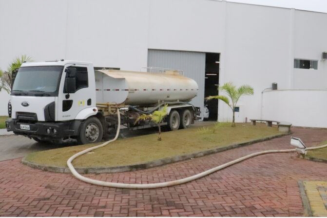 Samae limpa Estação de Tratamento de Água do bairro Bela Vista, em Gaspar