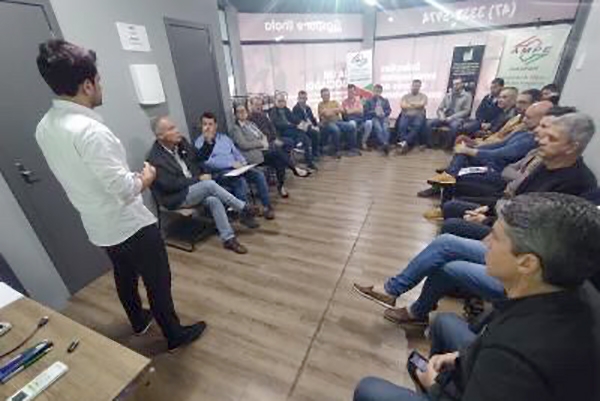 Workshop em Gaspar viabiliza ações para fortalecer Capital Nacional da Moda Infantil