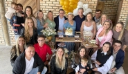 Uma av� e tanto: o amor de L�dia Tomio pelos netos