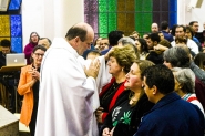 Missa com padre Jo�o Bachmann e festejos populares marcam segundo dia da Festa de Santa Clara