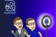 Gasparcast: h um ano contando a histria de personalidades