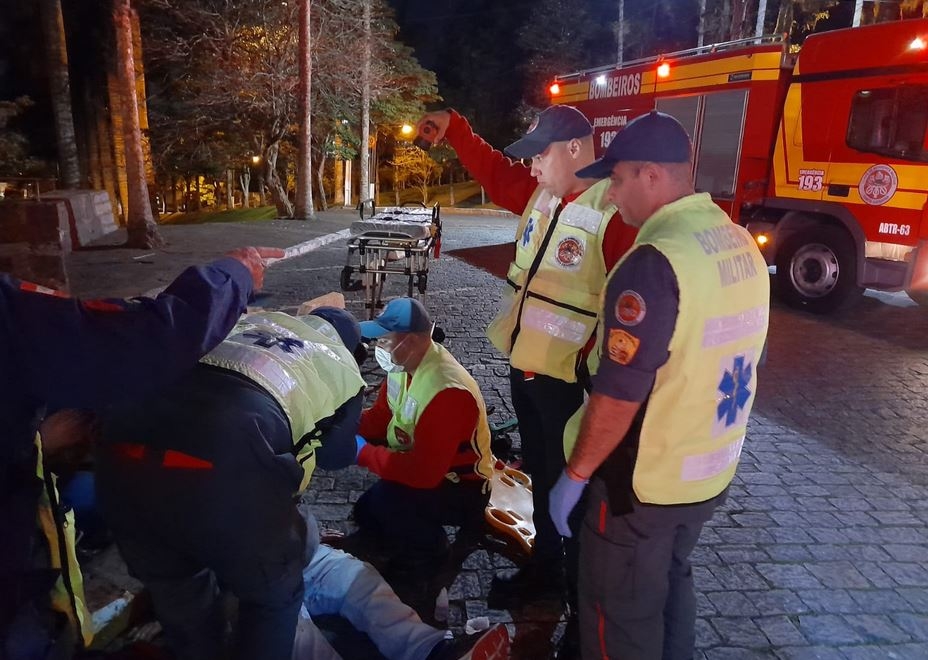 Idoso  atropelado no morro da Igreja Matriz de Gaspar