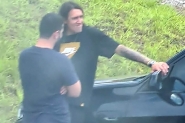 Goleiro C�ssio, do Corinthians, � abordado em blitz no Santa Terezinha, em Gaspar