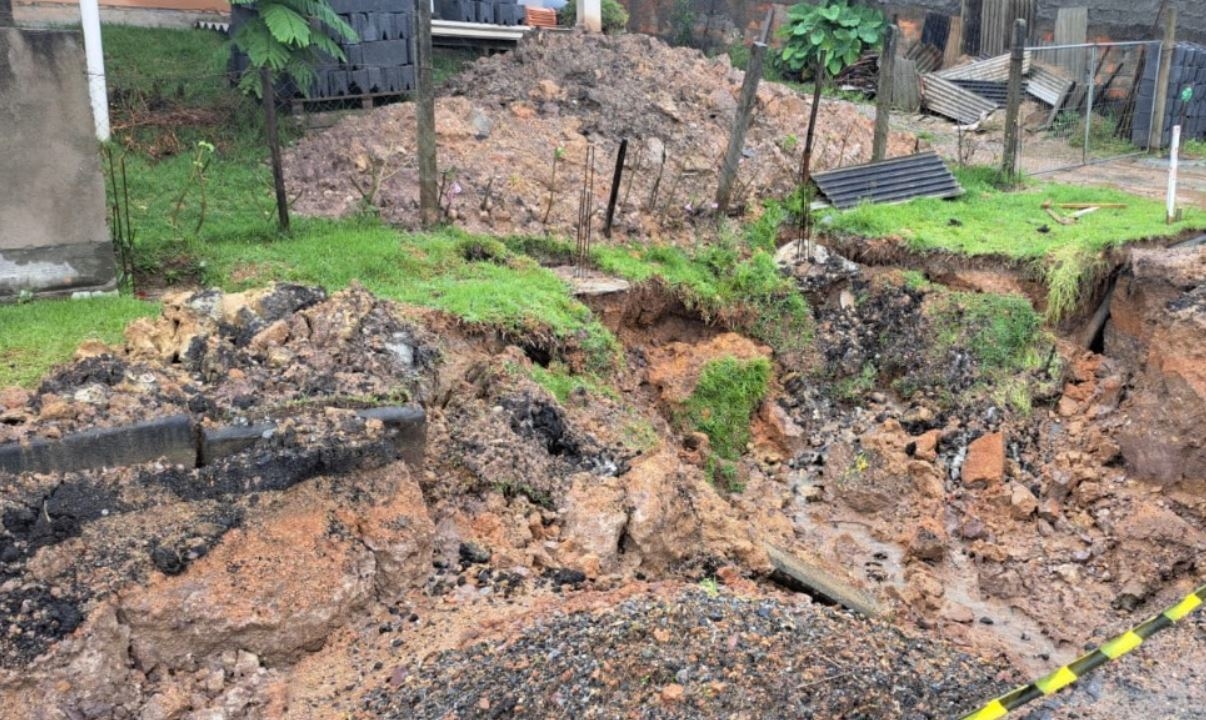 Gaspar segue em situa��o de alerta por conta da chuva - cidade j� registrou 20 ocorr�ncias
