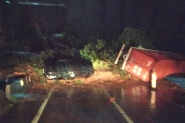 Corpo é encontrado em deslizamento de terra na rodovia entre PR e SC