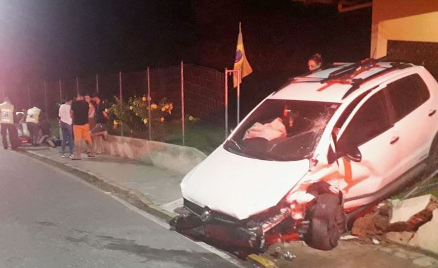 Acidente no bairro Gasparinho deixa dois homens feridos