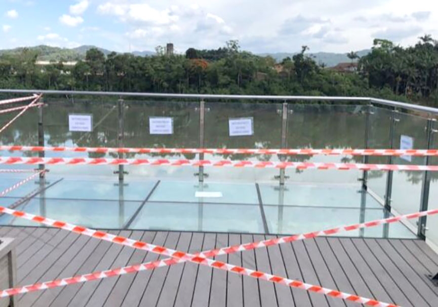 Ap�s vandalismo, mirante recebe manuten��o para programa��o do anivers�rio de Gaspar