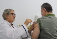 Gaspar aplica mais de mil doses no 'Dia D' de vacinação