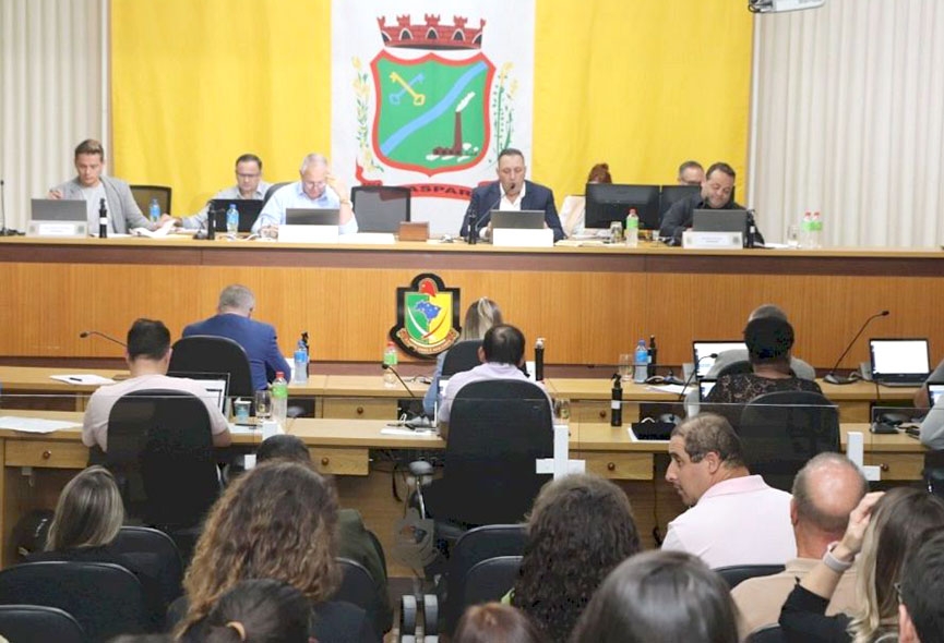 Cmara aprova contratao de mais um assessor para cada vereador de Gaspar
