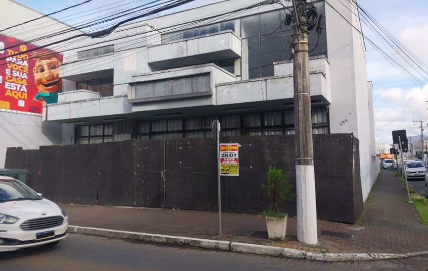 Vereador pede informações sobre locações que deveriam ocupar prédio do antigo Besc, em Gaspar