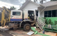 Caminhão invade posto de saúde e deixa vítimas em estado grave no Oeste Catarinense