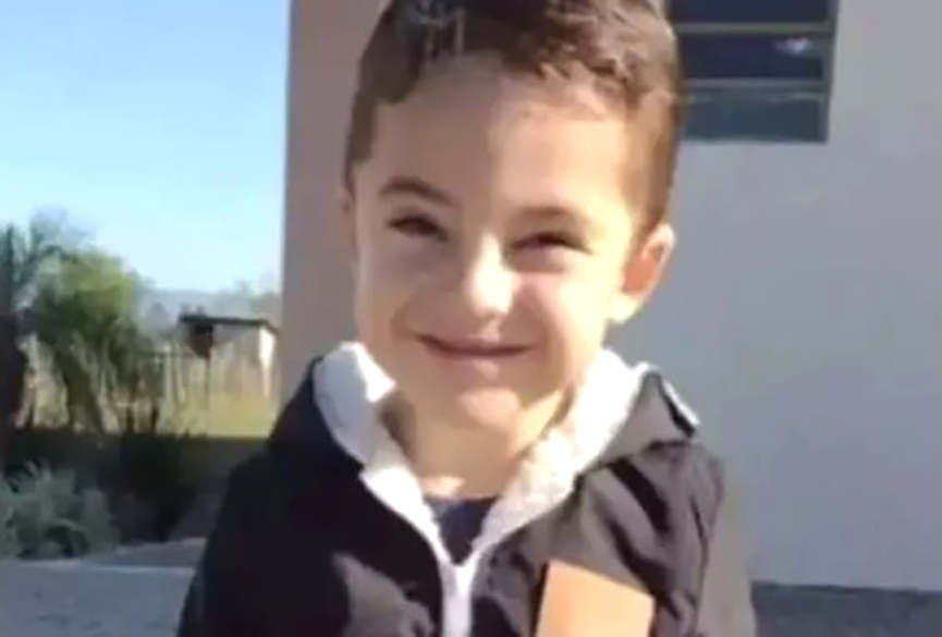 Menino de trs anos morre aps ser atropelado por mquina agrcola em SC