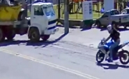 Grave acidente entre moto e caminho mata homem em Blumenau