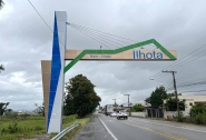 Ilhota ativa cinco abrigos e popula��o pode pedir ajuda para mudan�a