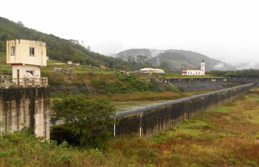 Governador anuncia fechamento de comportas da barragem de José Boiteux