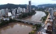 Rio pode chegar em 10,5 metros em Blumenau