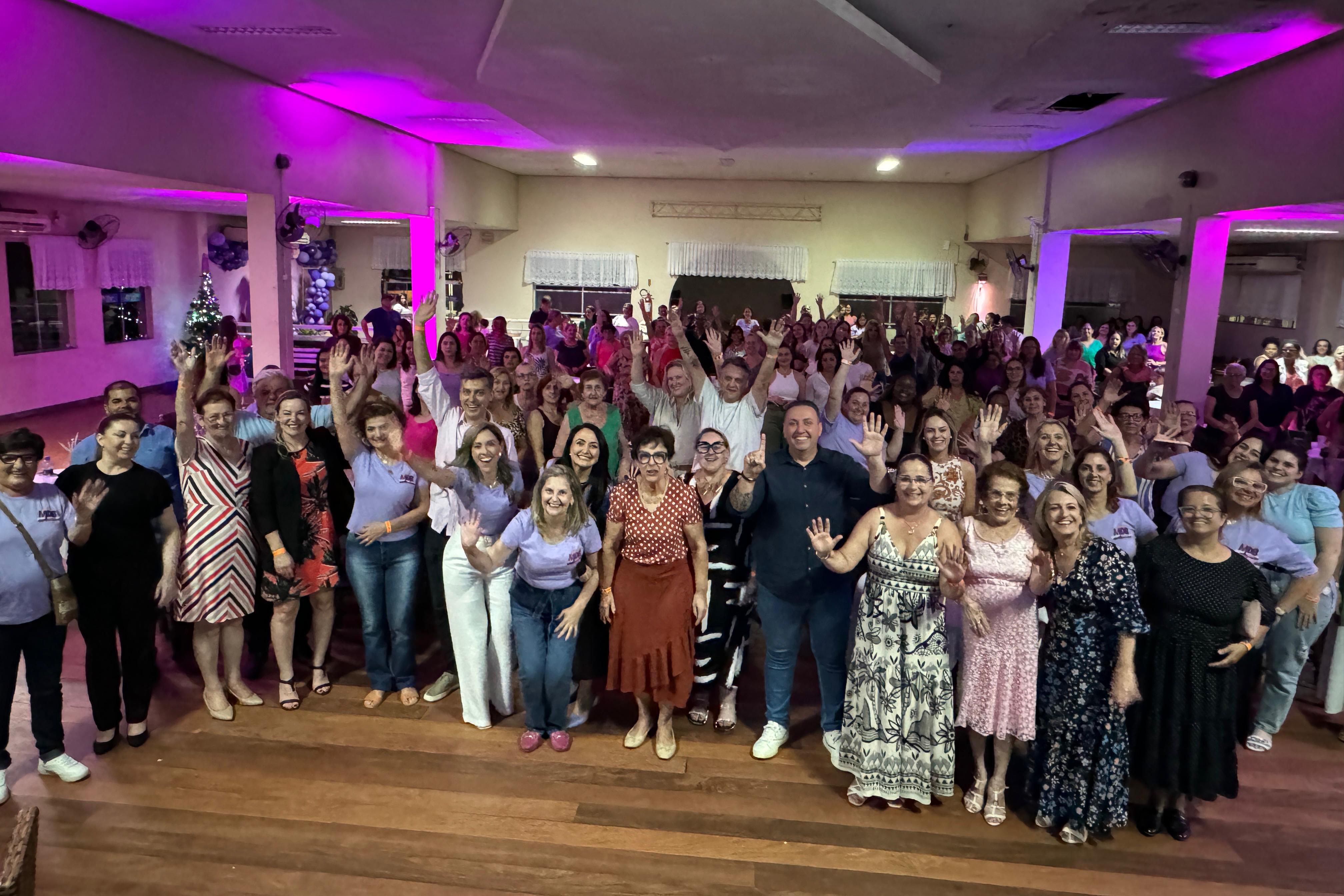 MDB de Gaspar reúne 300 mulheres em evento com foco em liderança feminina