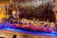 Escadaria da Igreja Matriz recebe Espet�culo de Natal nesta ter�a