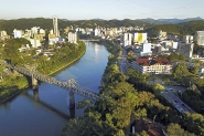Blumenau entre os destinos tendncia nacional para 2024, aponta Booking