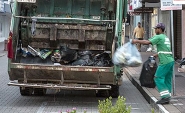 Hor�rio da coleta de res�duos no Centro de Gaspar � alterado por conta do calor