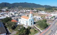 Prefeitura de Ilhota assina contrato de 30 anos para abastecimento de água; empresa prevê tarifa 41% mais barata