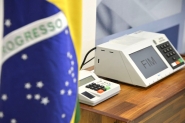 Eleições 2024: novas regras vão inibir candidaturas de femininas 'laranjas'