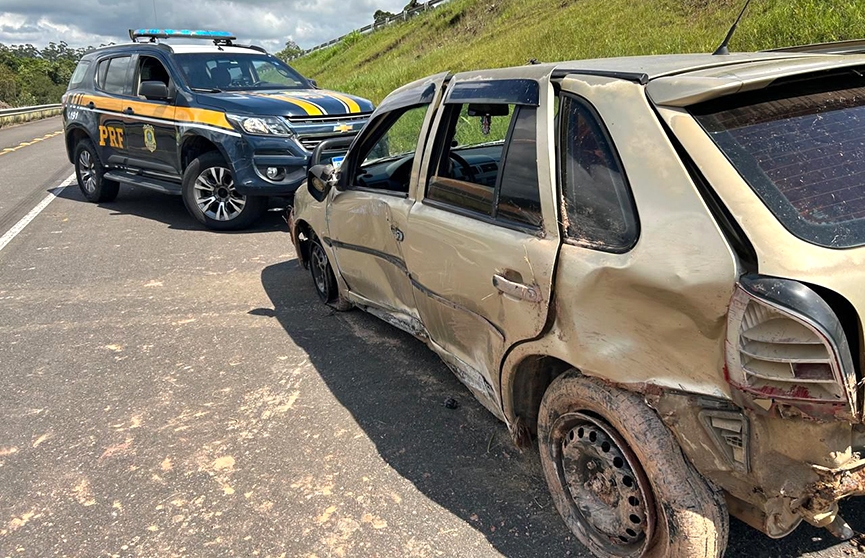 Traficante que viajava com filha de 12 anos é preso com quase 240 quilos de maconha na BR-101