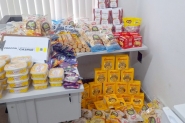Den�ncia leva Procon a apreender quase 600 embalagens de produtos vencidos em com�rcio de Gaspar