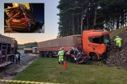 Idoso colide carro contra caminhão e morre em grave acidente em Lages