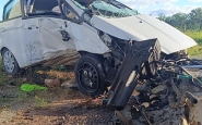 Grave acidente deixa m�e e filho feridos na BR-470, em Ilhota