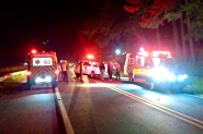 Acidente com três carros mata homem e deixa nove pessoas feridas na BR-280, em SC