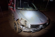Mulher colide carro contra cerca na Jorge Lacerda, entre Ilhota e Gaspar