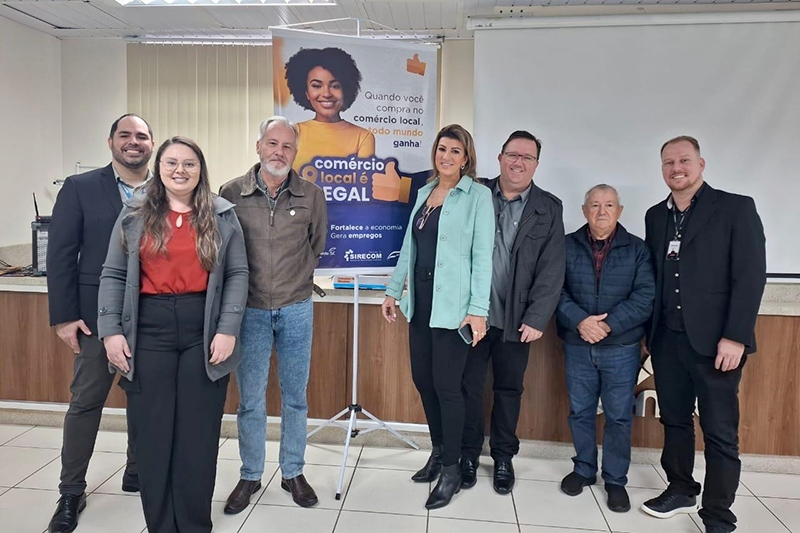 Sindilojas de Gaspar participa de lanamento da campanha 'Comrcio Local  Legal', da Fecomrcio/SC